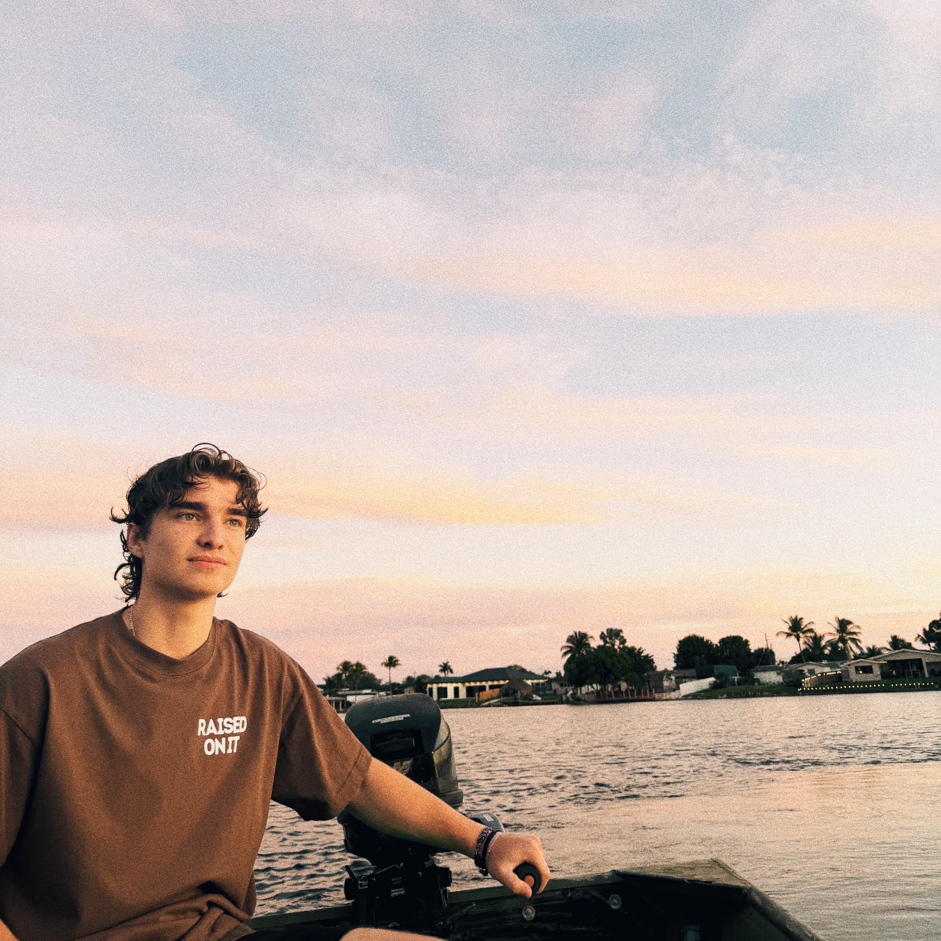 Good Dogs Dead Ducks | Heavy Weight Premium Tee | Brown Waterfowl Design